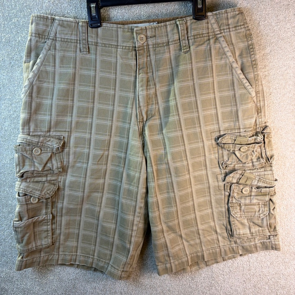 Unionbay Plugg Cargo Shorts Mens 34 Blue Tan Plaid Lot x2 Utility Distressed - Picture 6 of 8